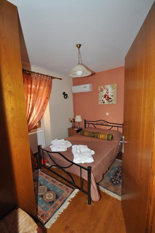 Villa Makrades باليوكاستريتسا المظهر الخارجي الصورة