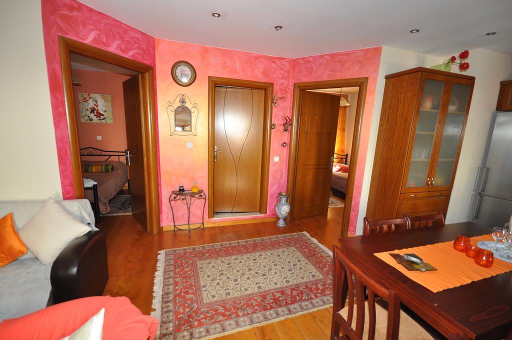 Villa Makrades باليوكاستريتسا المظهر الخارجي الصورة