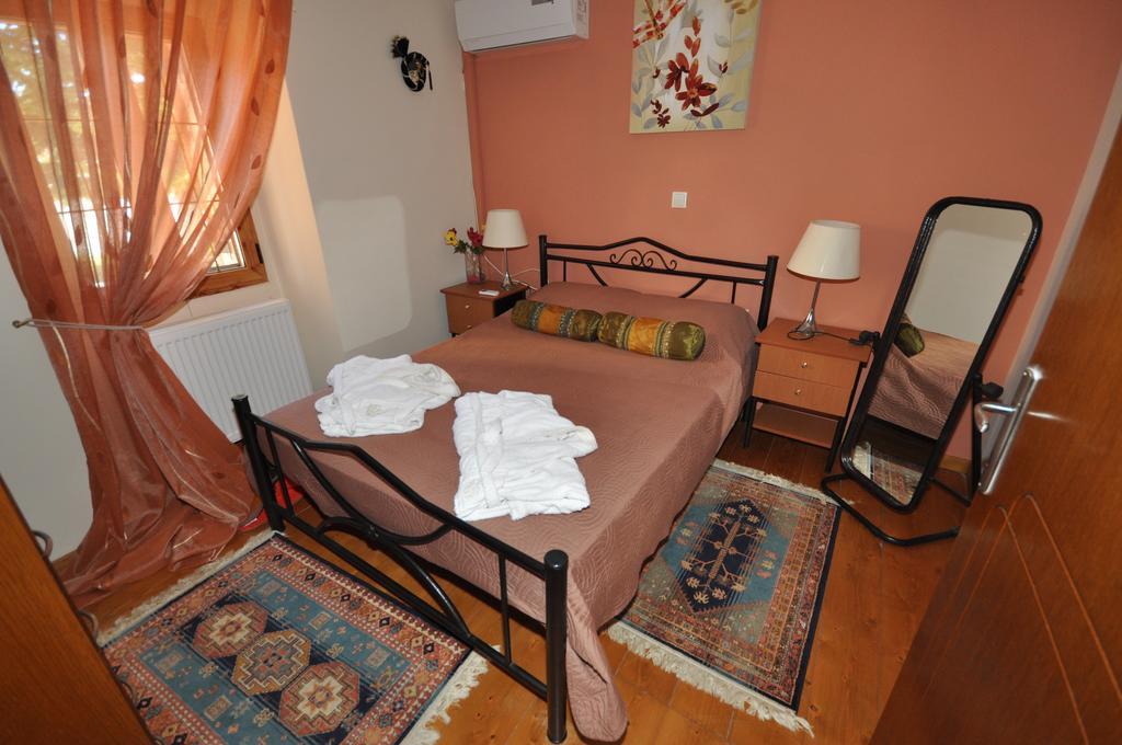 Villa Makrades باليوكاستريتسا المظهر الخارجي الصورة